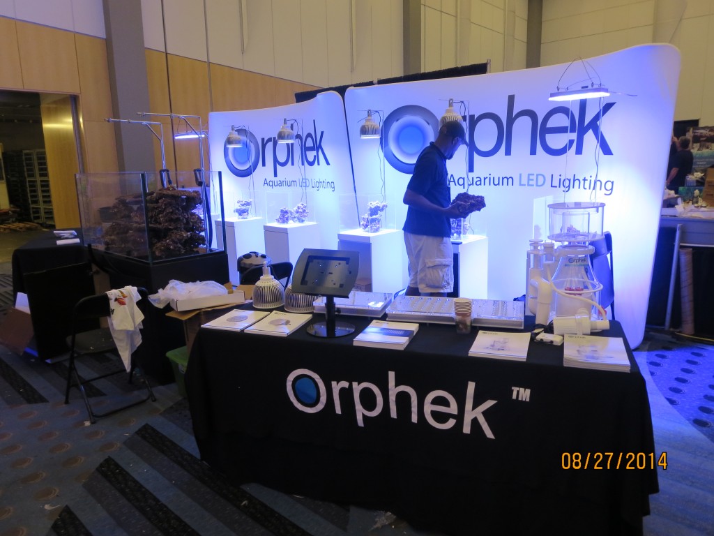 orphekは水槽用照明ブースmacnaを率い2014