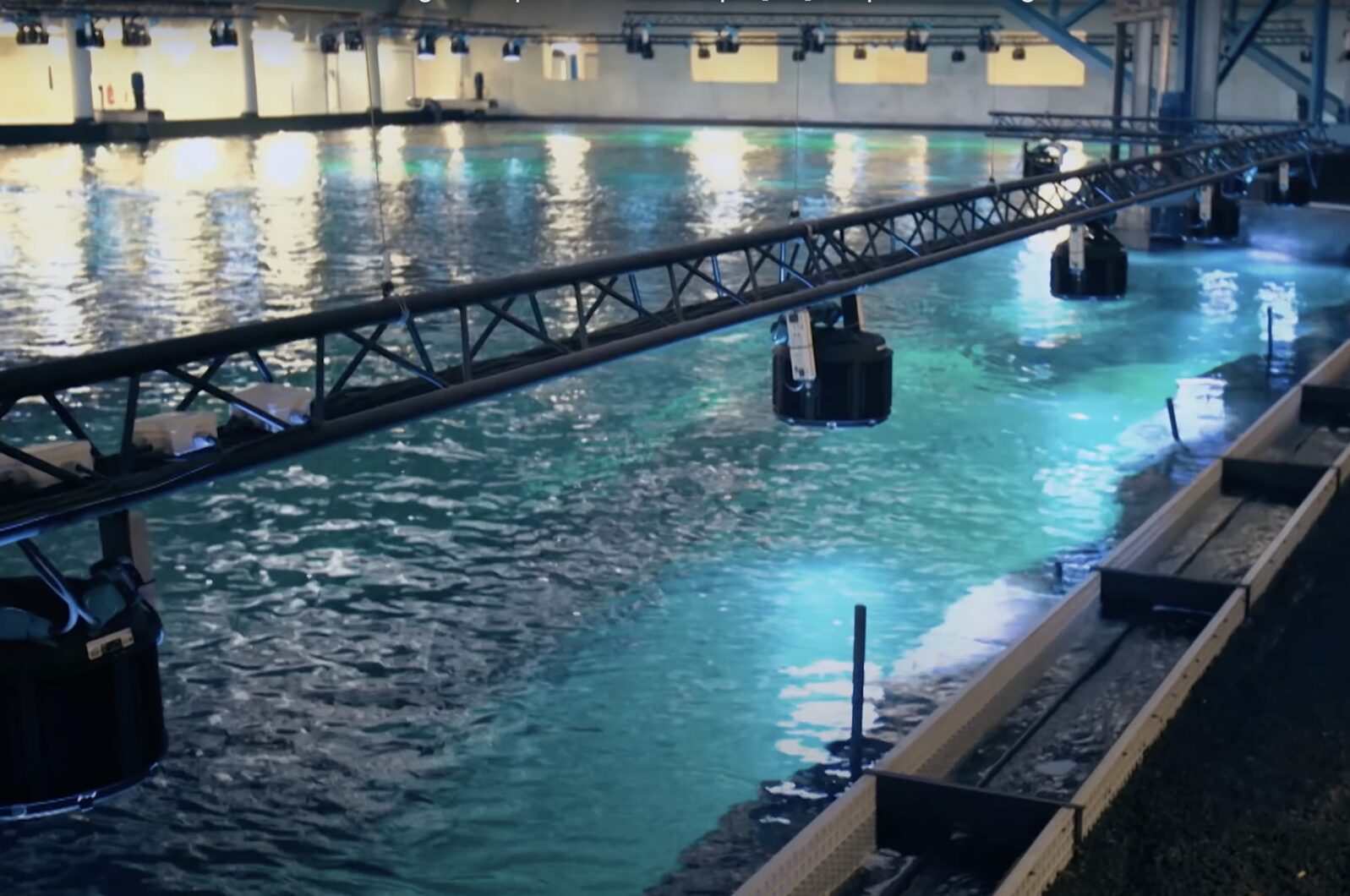 أمازوناس 500 إضاءة LED وأكبر حوض مائي في أوروبا